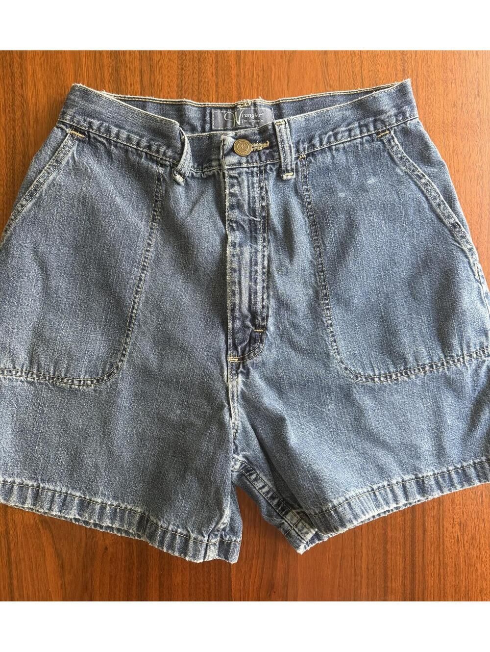 Wrangler Vintage Women's Denim Shorts - Size 6